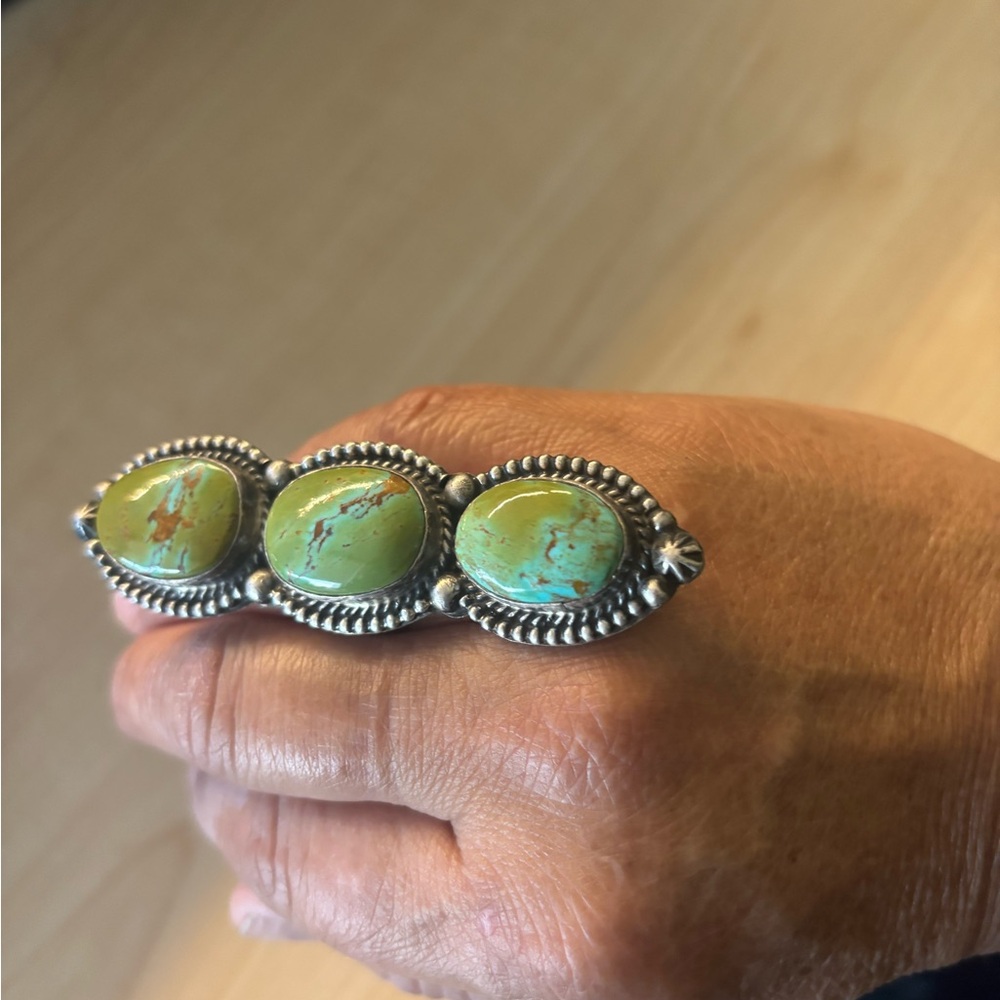 Vintage Green Stone Silver Brooch - Picture 6 of 8